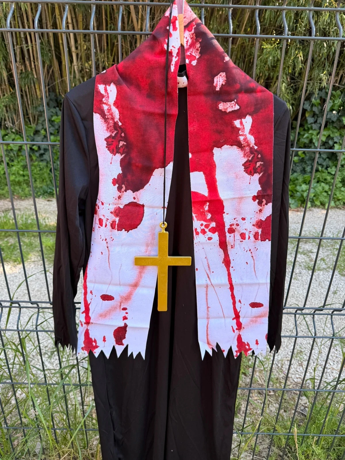 Used once zombie priest Halloween costume size small – photo 6
